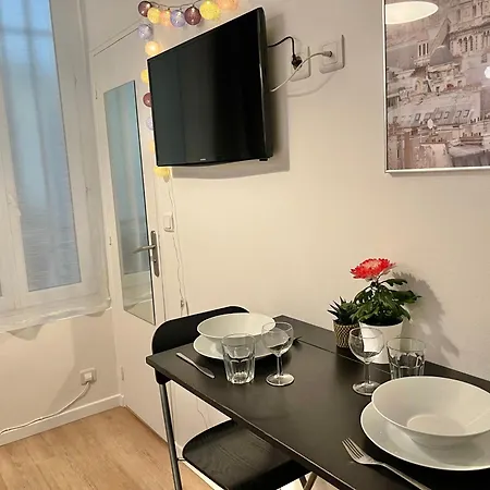 Апартаменты Apartment Paris Studios Париж