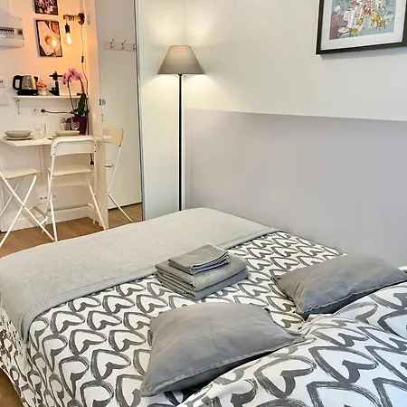 Апартаменты Apartment Paris Studios Париж